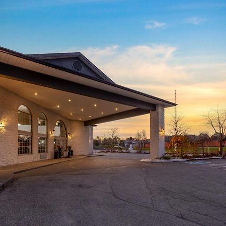 Best Western Plus Orillia Hotel Exterior foto